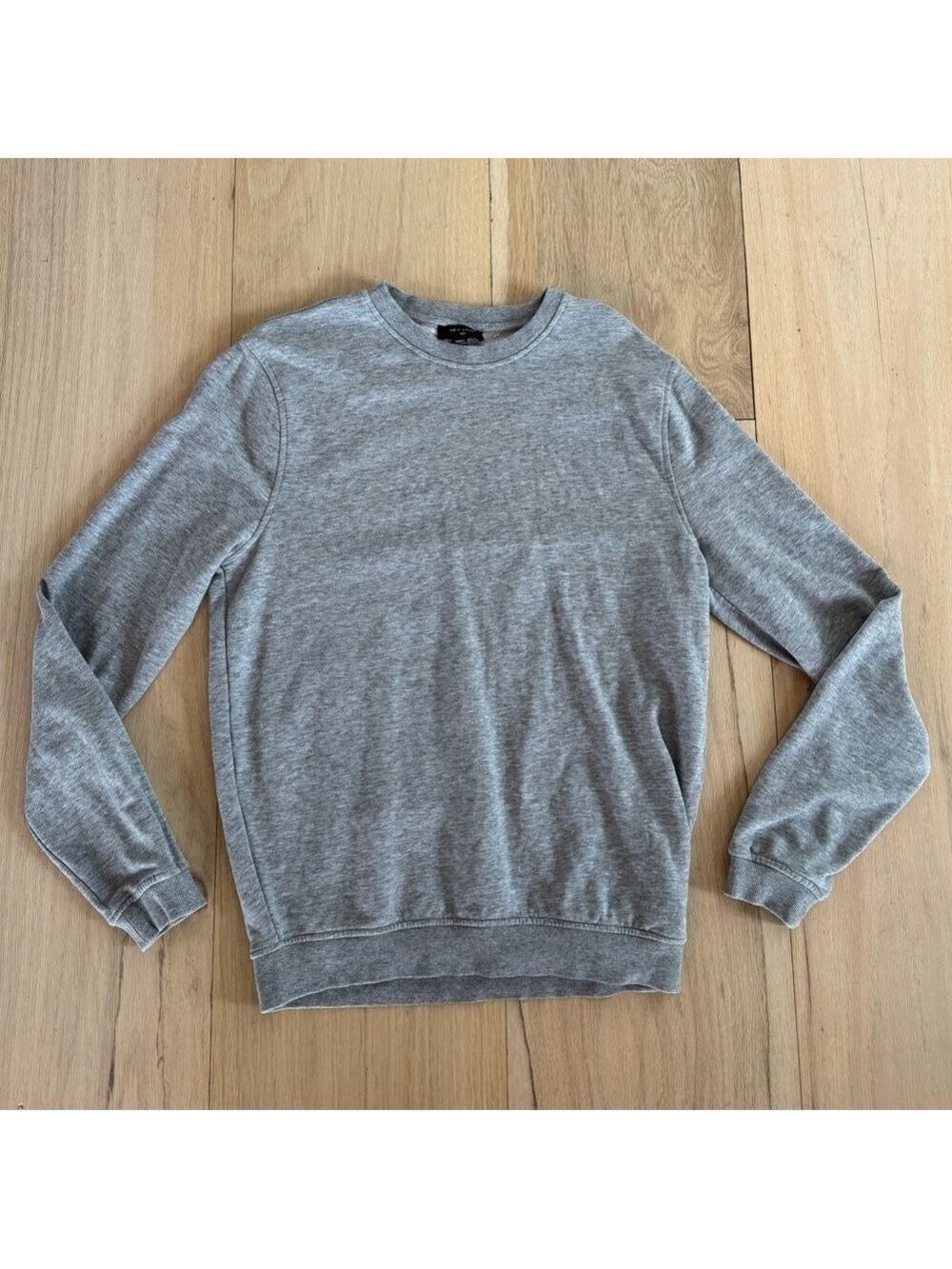 New Look Gray Long Sleeve Sweater Size Medium